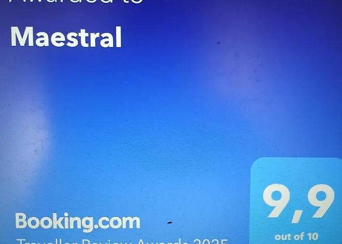 アパート Maestral